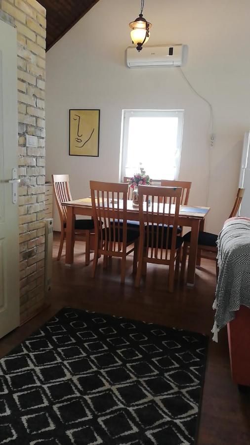 Apartman Romy Pančevo Esterno foto