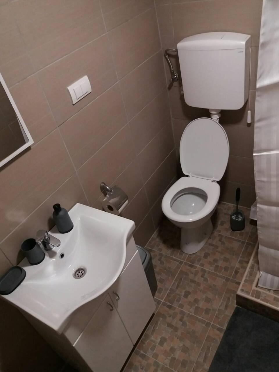 Apartman Romy Pančevo Esterno foto