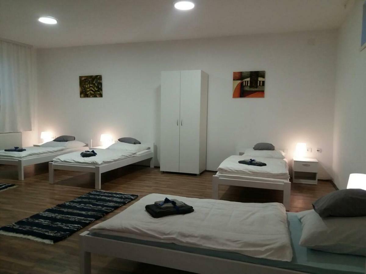 Apartman Romy Pančevo Esterno foto